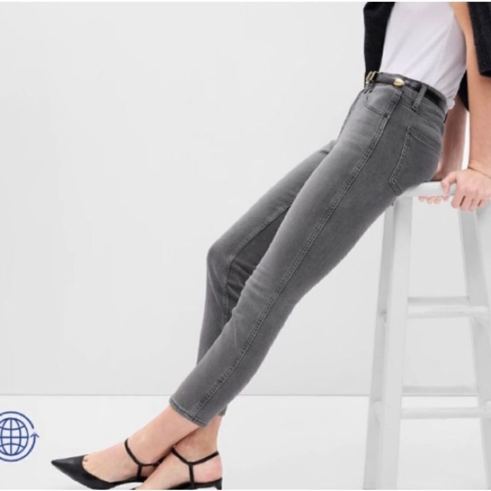 Free People faded gray 27 stretch skinny crop normcore jeans